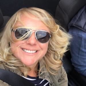 Meet your Posher, Christy